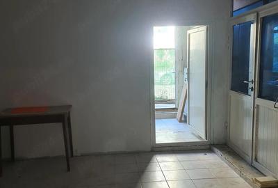 Spațiu comercial, de 156 mp, în Central - 5