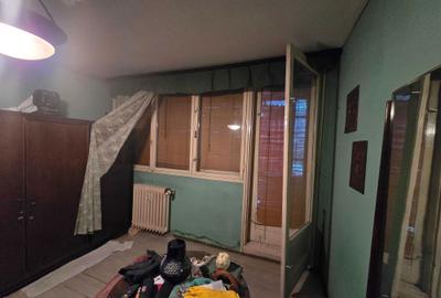Apartament cu 3 camere decomandat în Titan - 3