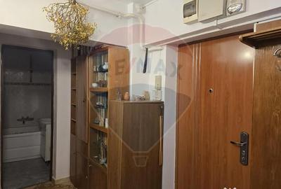 Apartament cu 2 camere decomandat în Central - 2