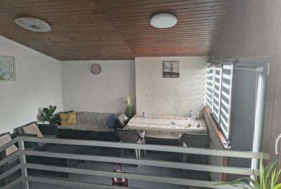 Casă cu Teren 145 Mp în Central - 2