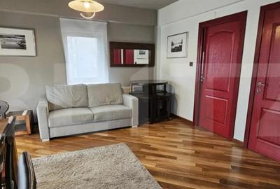 Apartament cu 4 camere semidecomandat în Central - 6