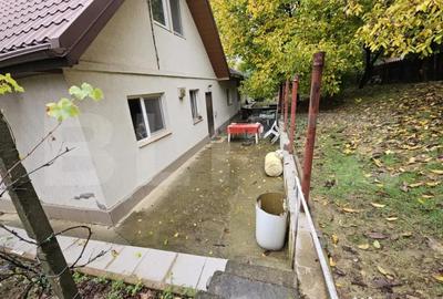 Casă cu 3 camere cu Teren 2090 Mp în Vișani - 8