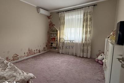 Casă cu 4 camere cu Teren 350 Mp în Joița - 8