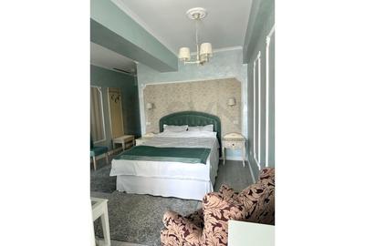 REA1019300 Studio Blue Bike Mamaia - 2