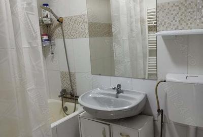 Vand apartament cu 2 camere Vand apartament cu 2 camere - 2