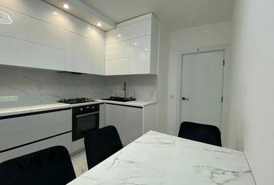 Apartament cu 2 camere decomandat în Dristor