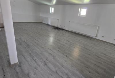 Casă cu 4 camere în Dobroești - 3