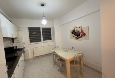 Apartament cu 3 camere decomandat în 9 Mai - 2