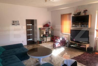 Casa de vanzare, cu 4 camere, 190 mp, zona Codrisor, Bistrita