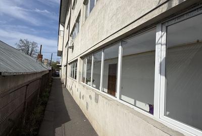 Apartament cu 3 camere decomandat în Giurgiului - 21