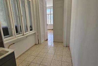 Spatiu Birou ULTRACENTRAL cu parcare, beci si anexa - 8