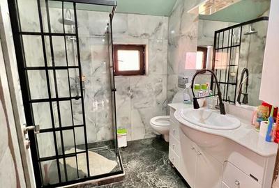 Casă cu 4 camere cu Canalizare în Central - 9