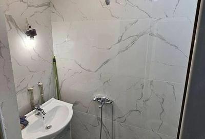 Garsonieră decomandată în Cișmigiu
