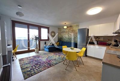 Apartament cu 3 camere semidecomandat, mobilat în Central - 3