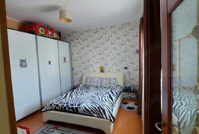 Apartament cu 4 camere semidecomandat în Brazi - 1