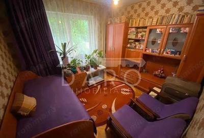 Apartament cu 4 camere ?i 2 bai spa?iu ideal pentru o familie! Apartament cu 4 camere ?i 2 bai spa?iu ideal pentru o familie! - 4