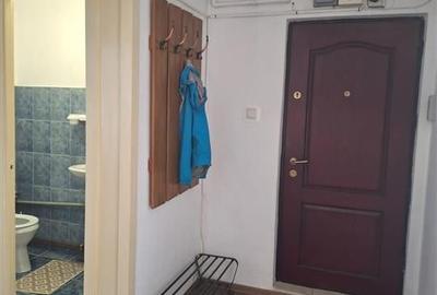 Apartament 3 camere, mobilat, utilat (zona Tractorul) - 9