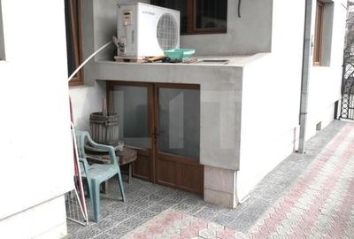 Casă cu 5 camere cu Teren 296 Mp în Micro 4 - 8