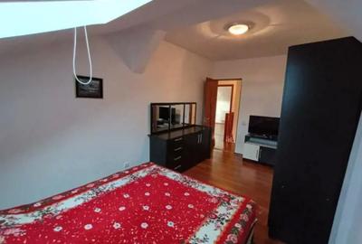 Apartament 3 camere, decomandat - zona Garii - 1