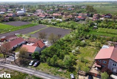 Teren de 1190 mp, în Chevereșu Mare - 2