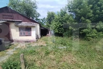 Casă cu 3 camere cu Teren 13390 Mp în Cervicești - 1