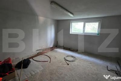 Casă cu 4 camere cu Teren 1000 Mp în Central - 9