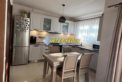 Casa noua de vanzare 120 mp finisata complet ideala pentru o familie in Alb Iulia - 2