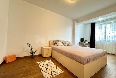 Apartament cu 3 camere decomandat, mobilat în Centrul Civic