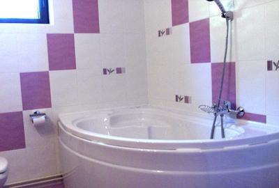 Casă individuală cu 19 camere cu Teren 557 Mp în Predeal - 15