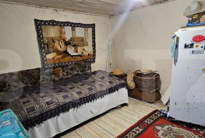 Casă cu 2 camere cu Teren 1110 Mp în Bezdead - 4