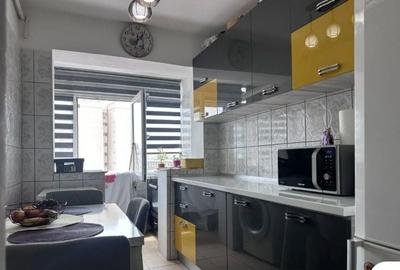 Apartament cu 2 camere semidecomandat în Micro 6 - 3