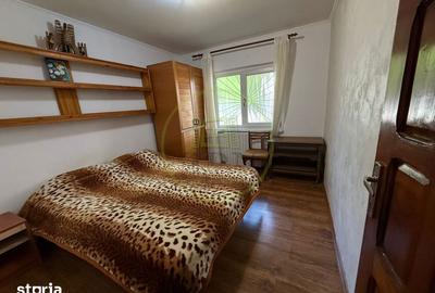 Apartament cu 4 camere decomandat în 1 Mai - 9