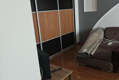 Apartament cu 2 camere decomandat în Calea București - 8