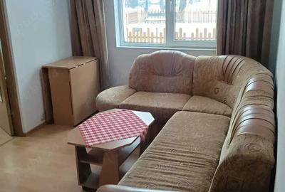 Apartament cu 2 camere semidecomandat în Decebal