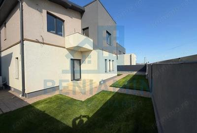 Casa Moderna-Damila-3 dormitoare-curte amenajata-La cheie-Asfalt - 1