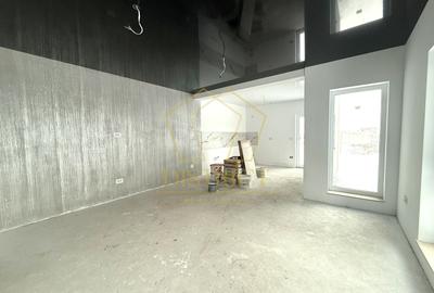 Duplex cu 4 camere cu Canalizare în Săcălaz