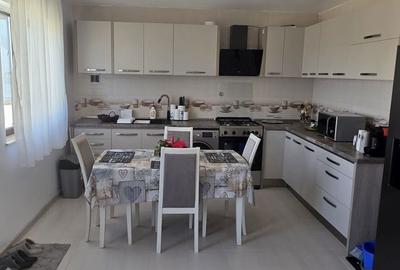 Casă cu 2 camere cu Teren 300 Mp în Cazasu - 1