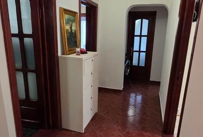 Apartament cu 4 camere decomandat în Central - 14