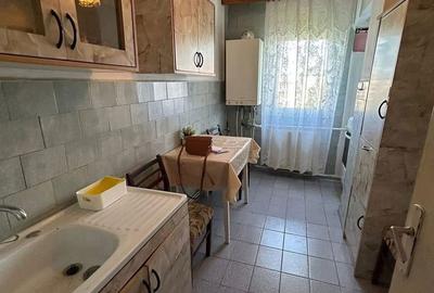 Apartament cu 3 camere în Central - 3