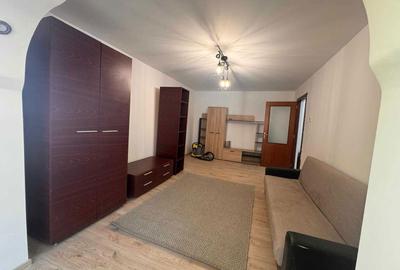 Apartament cu 2 camere decomandat în Energiei - 2