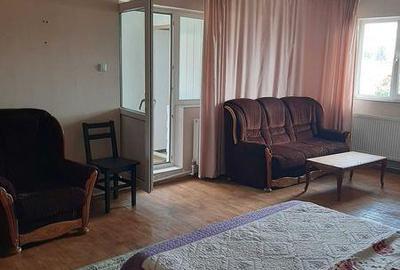 Casă cu 4 camere decomandat cu Teren 100 Mp în Central - 2