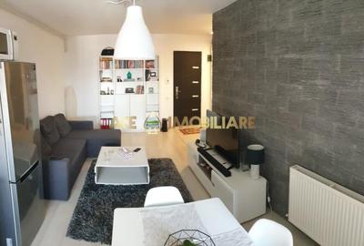Apartament cu 2 camere semidecomandat, mobilat în 1 Decembrie 1918 - 1