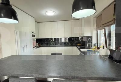 Casă cu 5 camere cu Teren 798 Mp în Central - 8