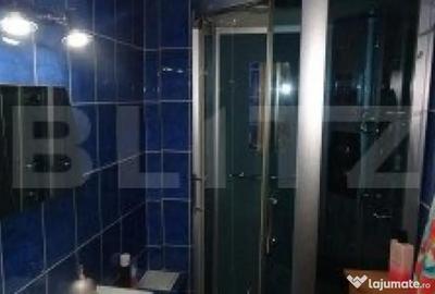 Apartament cu 4 camere decomandat în 22 Decembrie