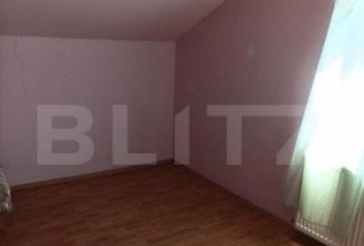 Casa de vanzare cu 5 camere - 4