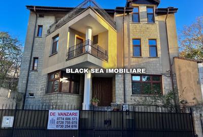 Casă cu 7 camere cu Canalizare în Central - 22