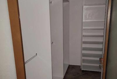 Garsonieră decomandată în Central - 7