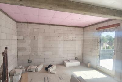 Casa la rosu cu 5 camere, 144mp utili, Radauti - 14