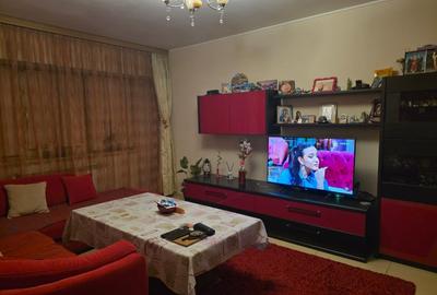 Apartament cu 3 camere decomandat în Brotăcei - 1
