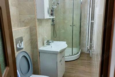 Apartament cu 3 camere decomandat în Central - 3